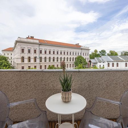 Luxy Central Spacious & Cozy Residence With Balcony Budapeste Exterior foto