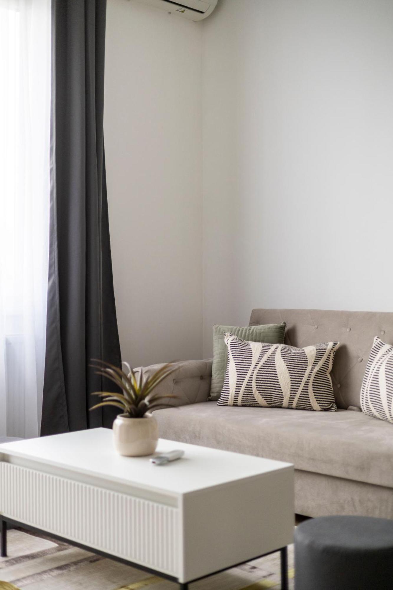 Luxy Central Spacious & Cozy Residence With Balcony Budapeste Exterior foto